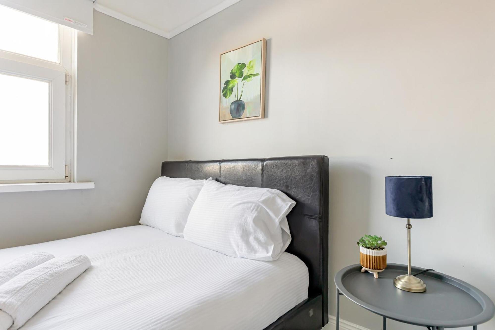 Snug Central Belfast Home, 2 Minutes From Ormeau Park! Eksteriør billede